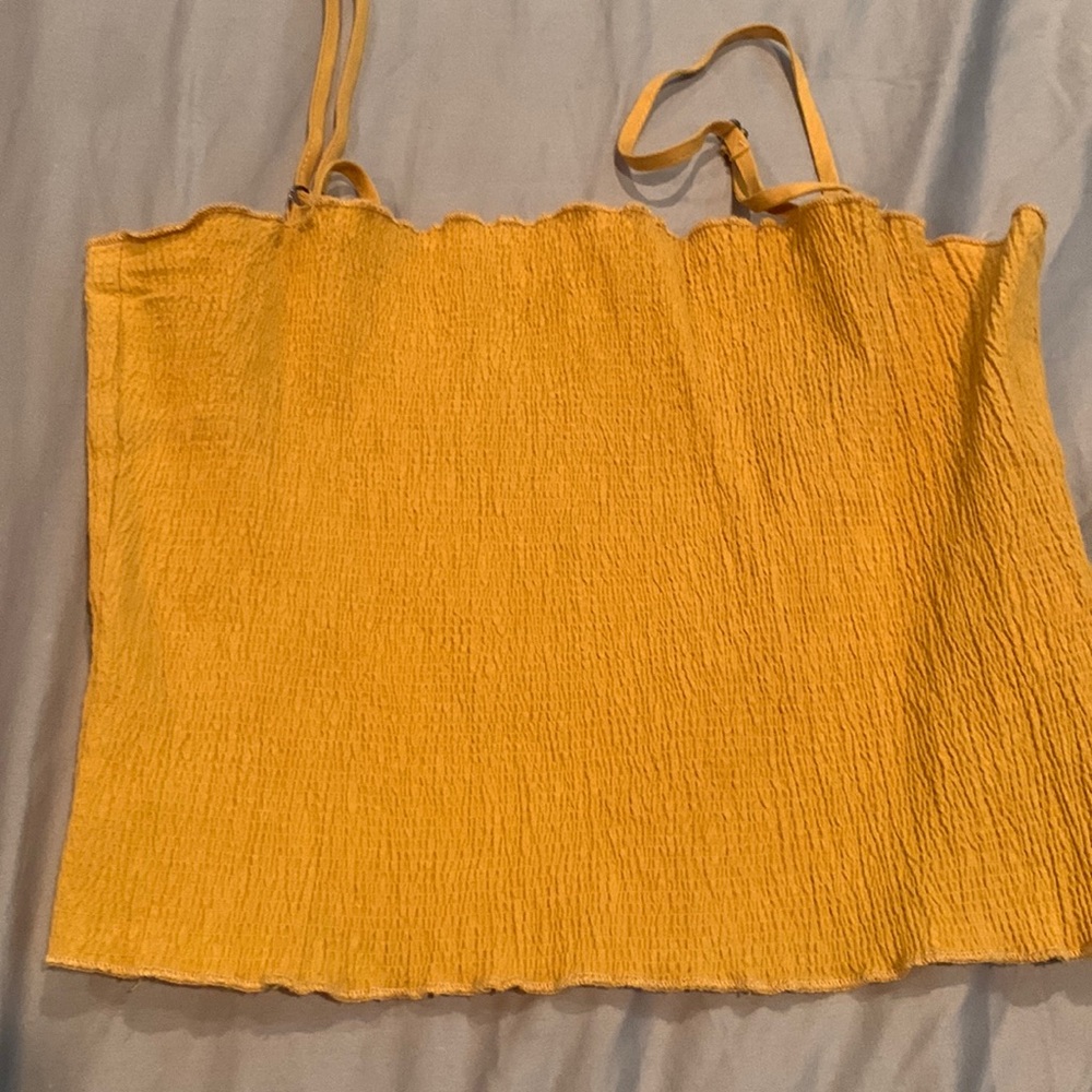 LA Hearts Medium Mustard Crop Top Size Medium - New without tags , Never worn